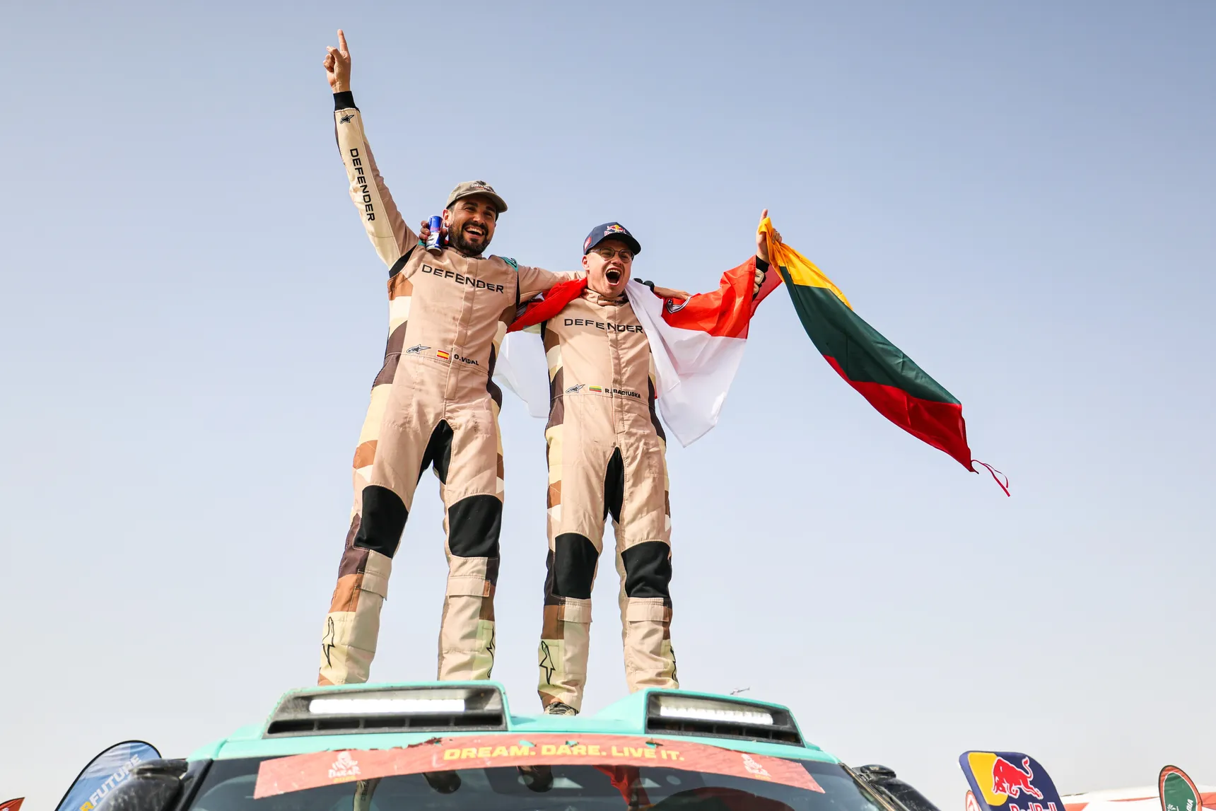 DEFENDER_RALLY_DEFENDER_DAKAR_D7X-R_504_DAKAR_RALLY_HD