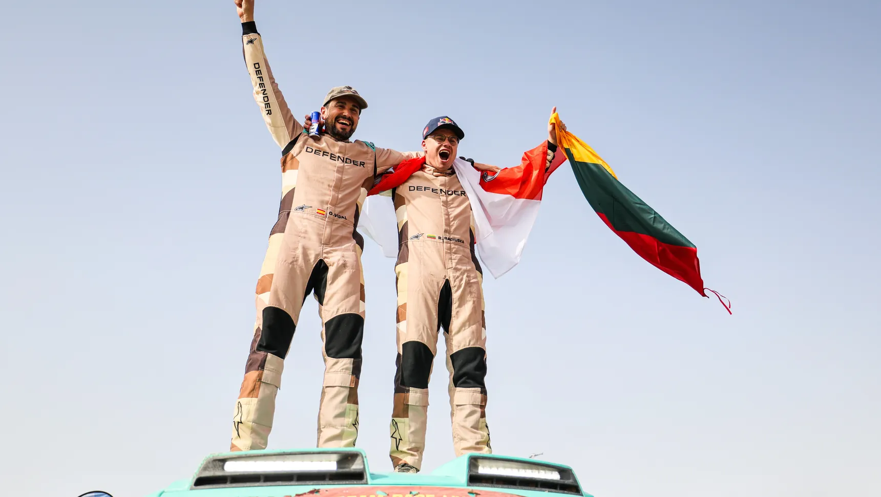 DEFENDER_RALLY_DEFENDER_DAKAR_D7X-R_504_DAKAR_RALLY_HD