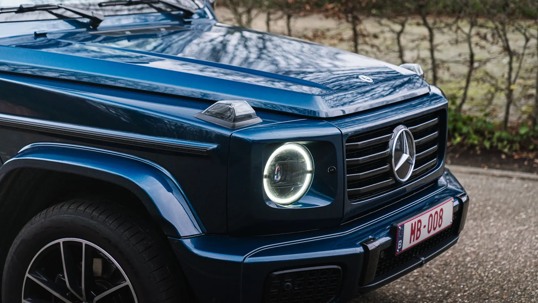 2025-Mercedes-Benz-GClass-G500-Manufaktur-Exterior-OceanBlue-HD
