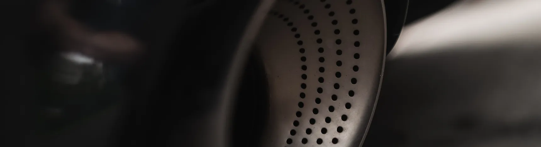 2025_Volkswagen_Golf_GTI_Clubsport-18_akrapovic_exhaust