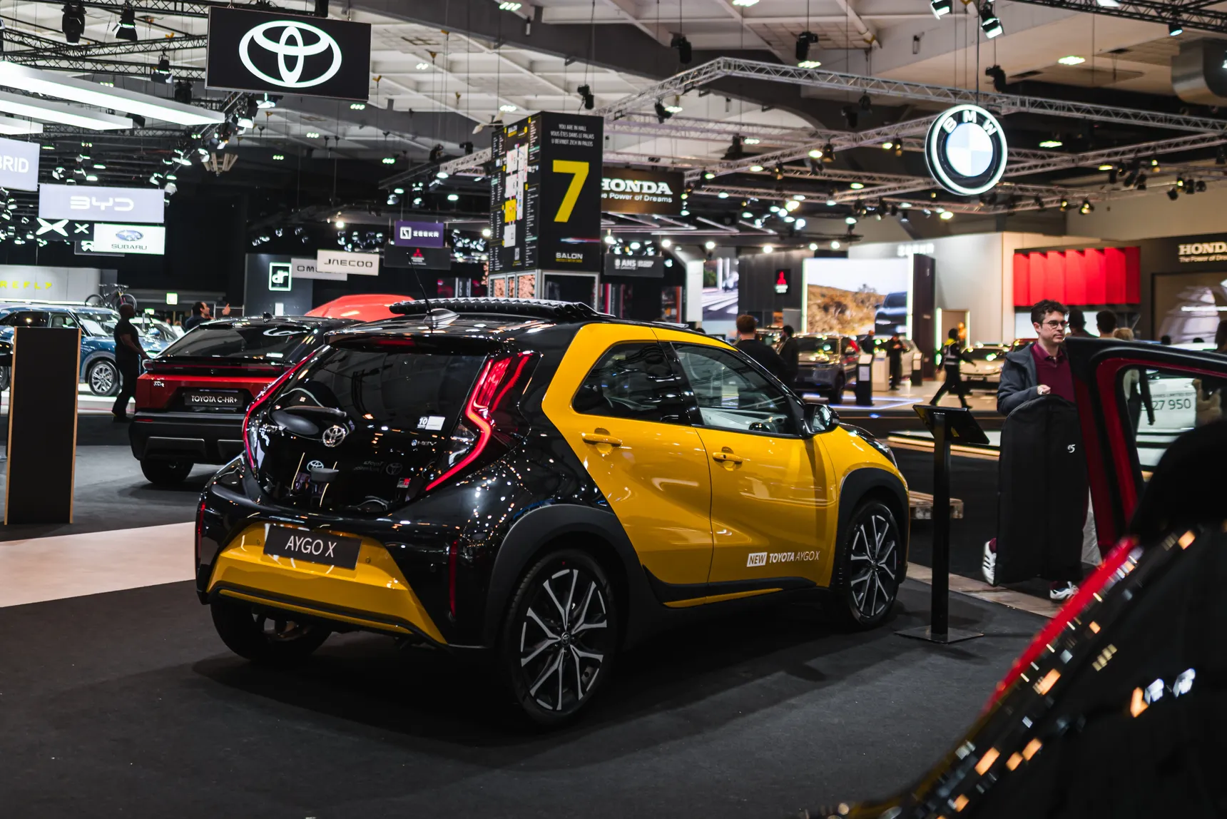 Brussels-Motor-Show-2026-Record-Bezoekrs-Wallpaper-HD-Toyota-Aygo-X