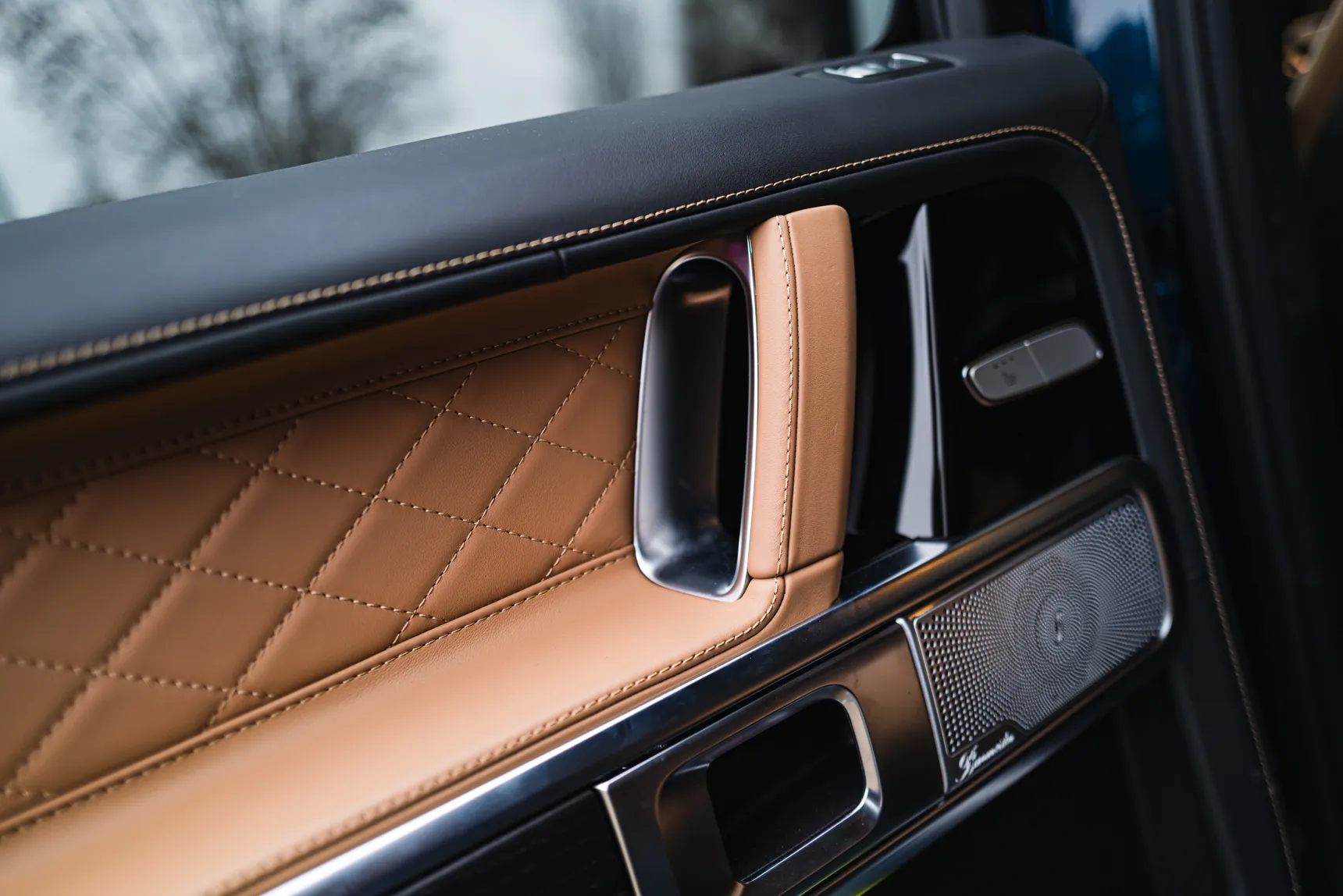 2025-Mercedes-Benz-GClass-G500-Manufaktur-Interior-HD