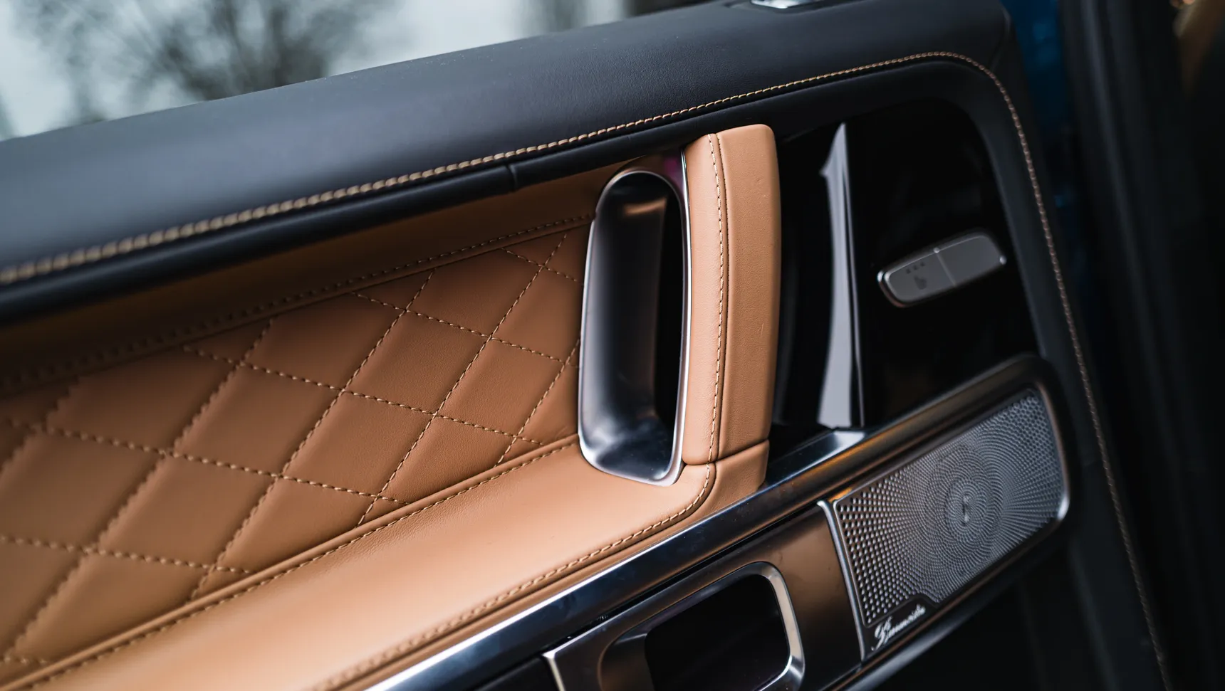 2025-Mercedes-Benz-GClass-G500-Manufaktur-Interior-HD