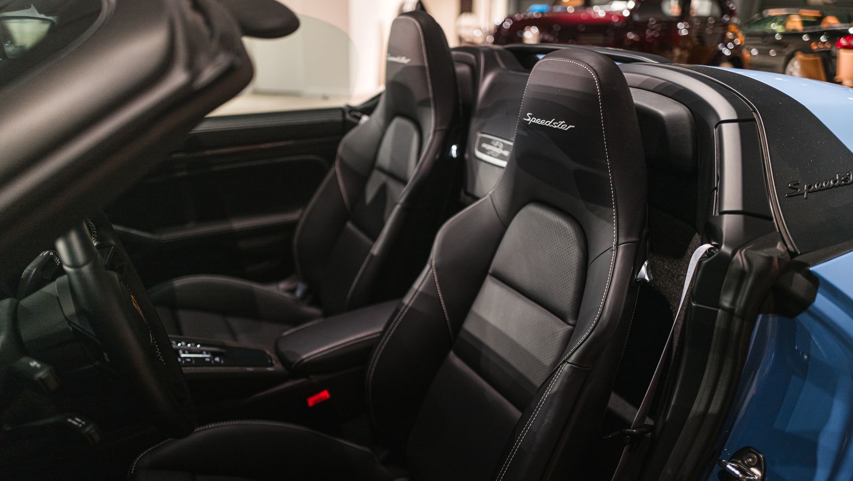 2020-Porsche-911Speedster-PaintToSample-AetnaBlue-CollectionVermant-Interior-HD