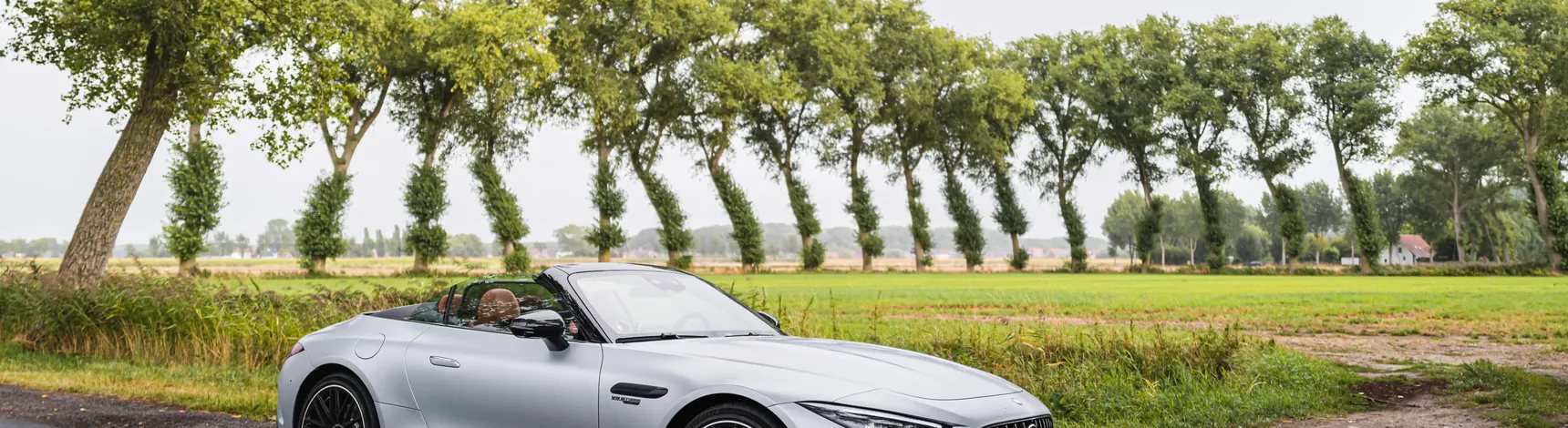 Mercedes_AMG_SL55_4MATIC_Roadster_2025_Front_SideView