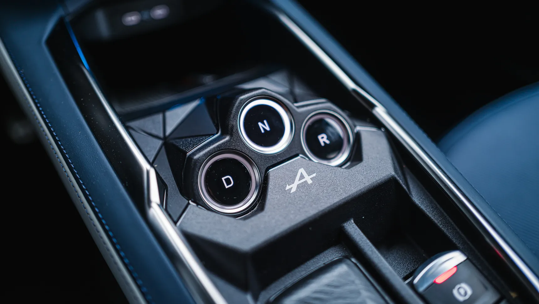 Alpine_A290_GTS_Blanc_Nival_Review_Interior