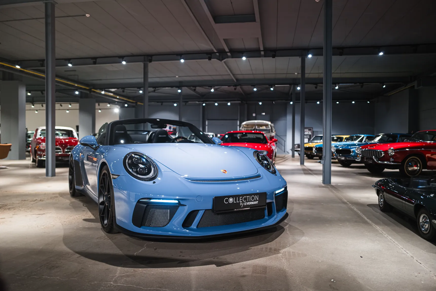 2020-Porsche-911Speedster-PaintToSample-AetnaBlue-CollectionVermant-Exterior-HD