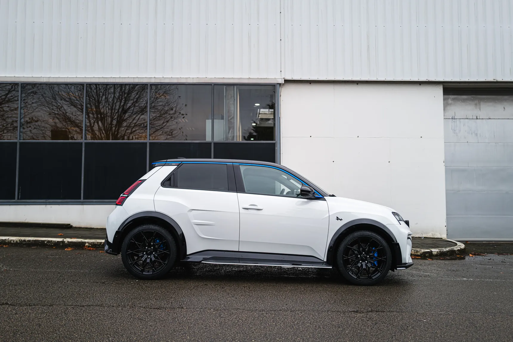 Alpine_A290_GTS_Blanc_Nival_Review_Exterior