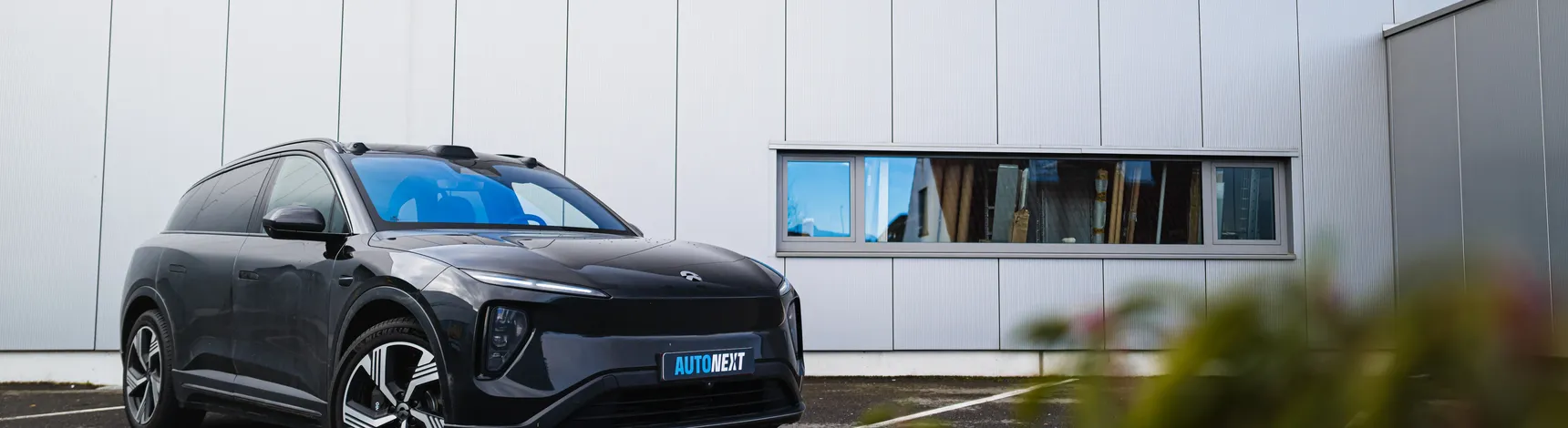 AutoNext_NIO_EL6_LongRange_100kWh_Review_Exterior_Front_DeepBlack_Wallpaper_HD