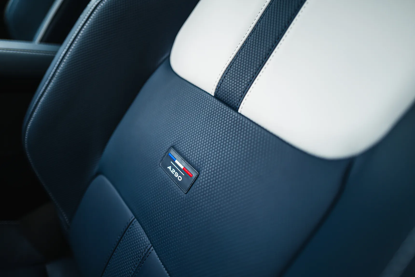 Alpine_A290_GTS_Blanc_Nival_Review_Interior