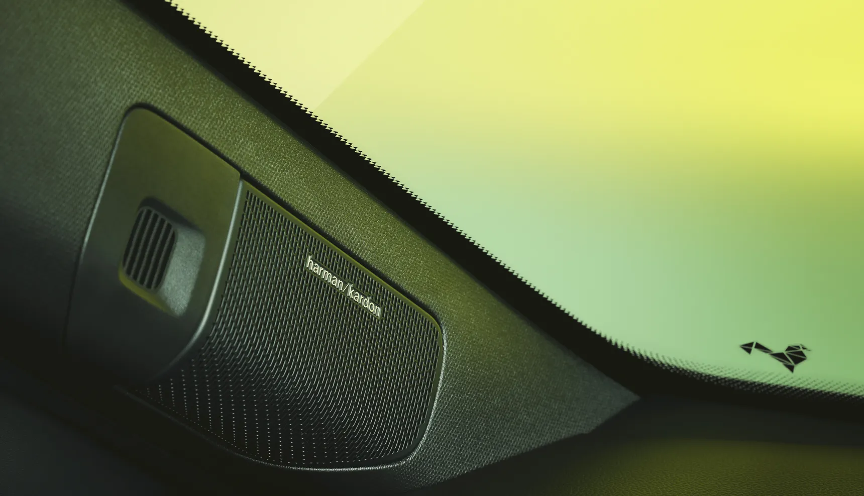 2024_Renault4_E-Tech_Electric_HD_Harman_Kardon_Interior