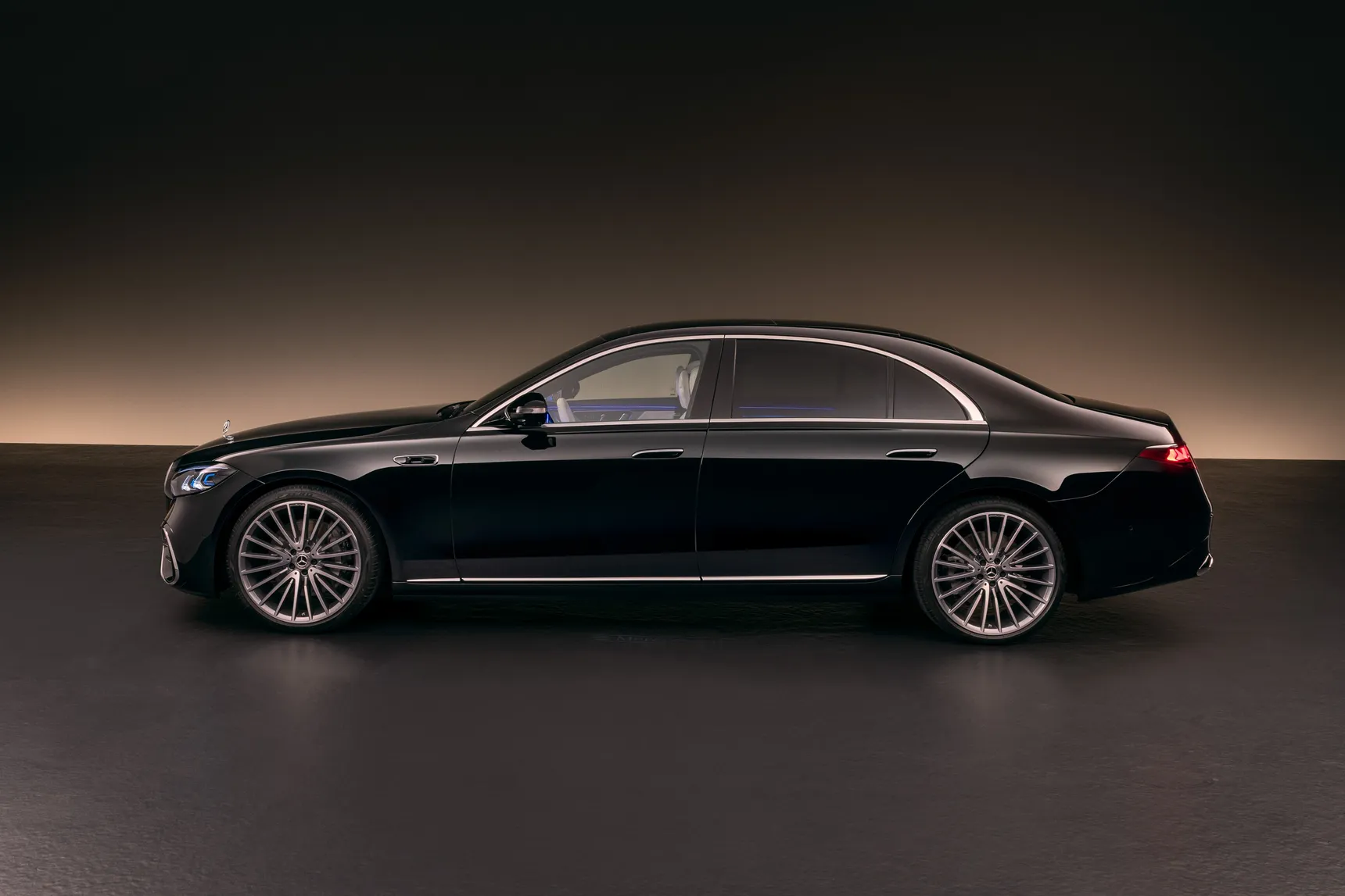 2026 Mercedes-Benz S-Class Facelift black Side