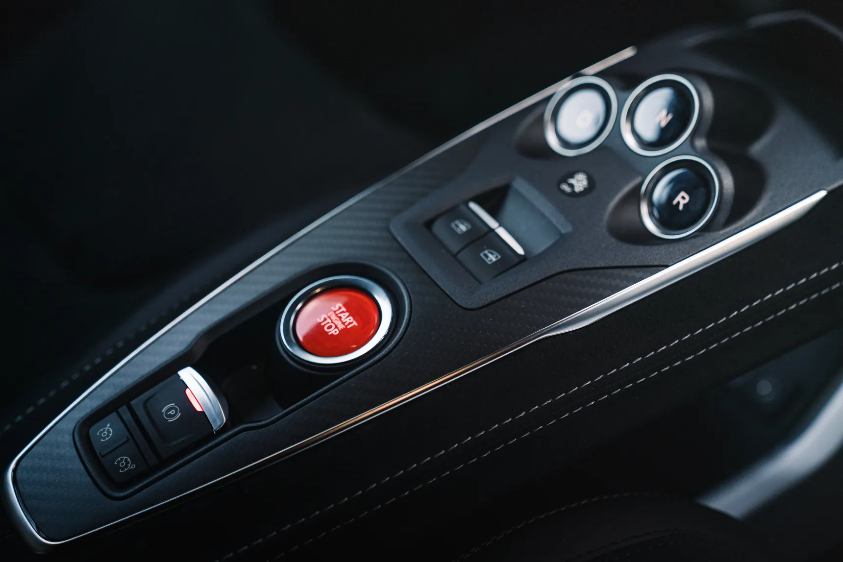 2025_Alpine_A110GTS_AeroKit_4K_HD_Interior_StartButton