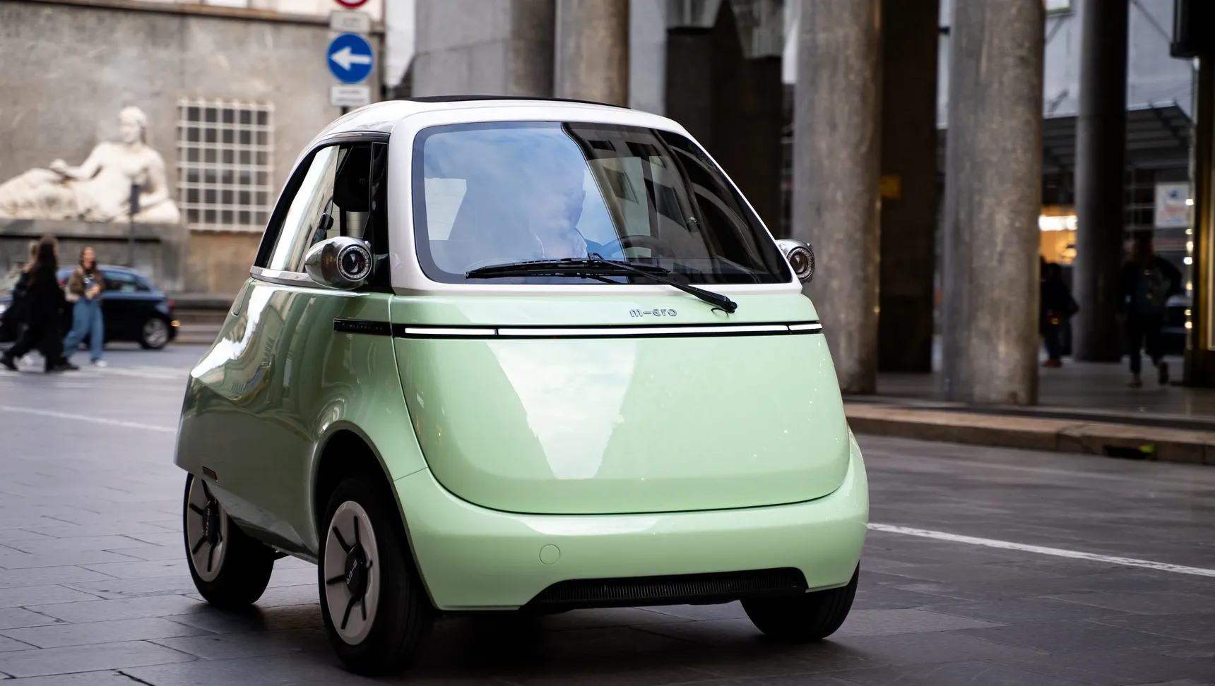 Best electric cars below 25.000 € 2026 Microlino