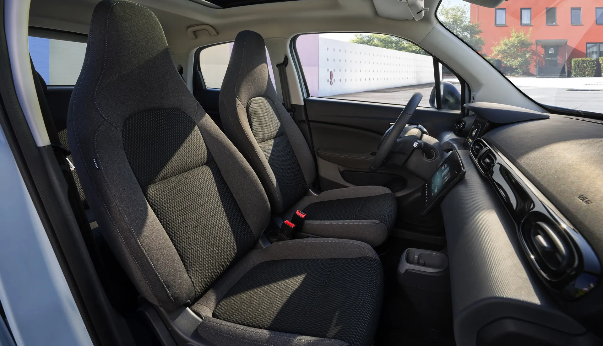 2025_Leapmotor_T03_Interior