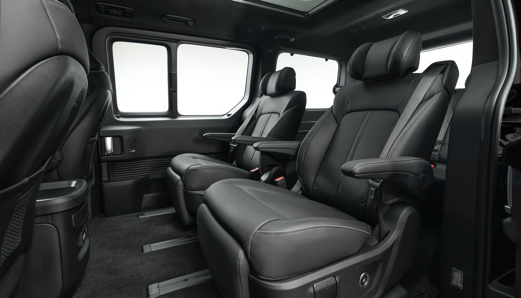 2026_Hyundai_STARIA_Electric_Interior_Wallpaper_HD