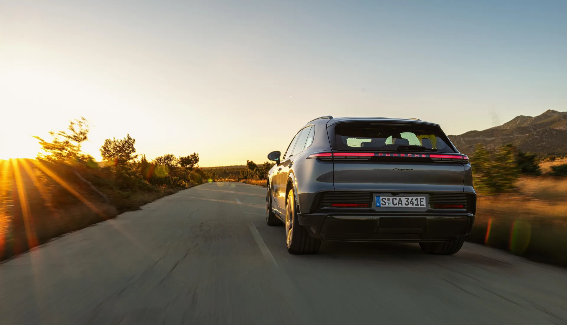 2025_Porsche_Cayenne_Electric