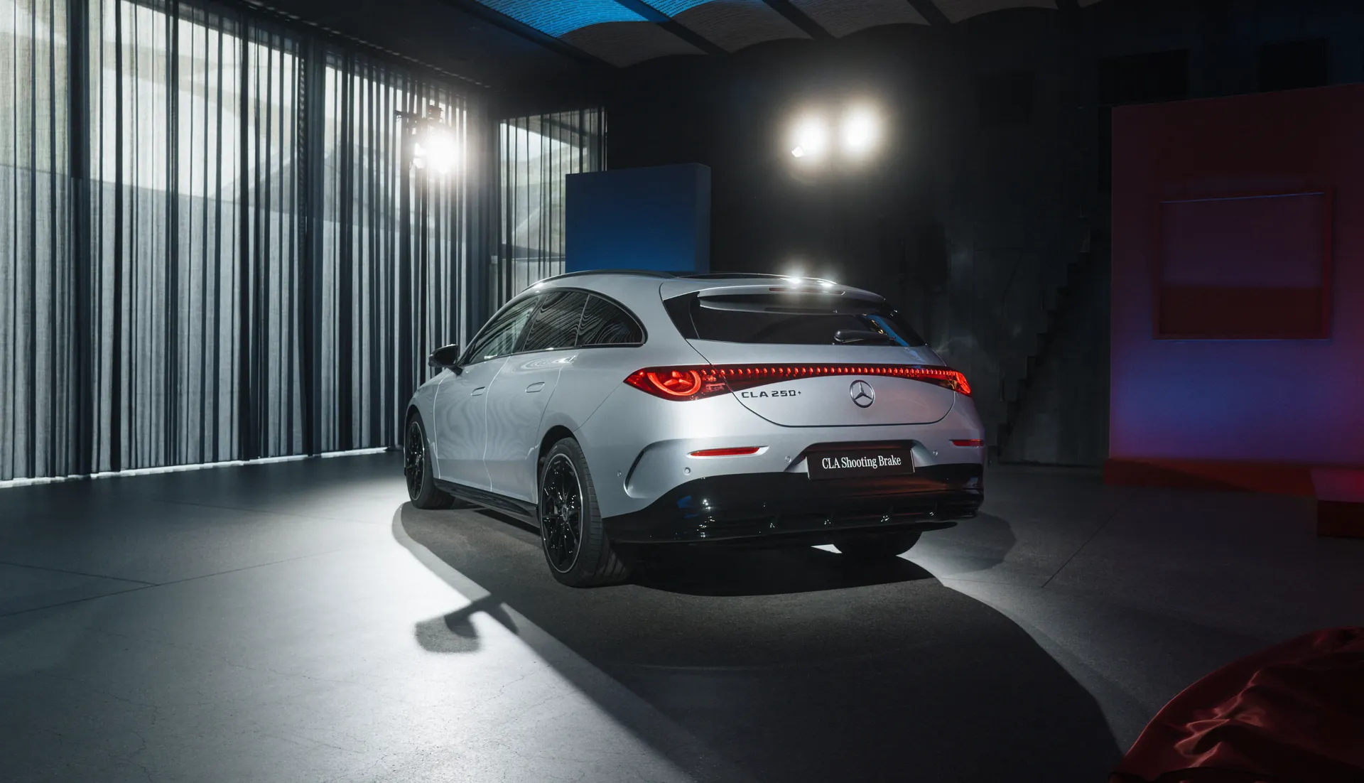 2025_MercedesBenz_CLAShootingBrake_EQTechnology_Exterior