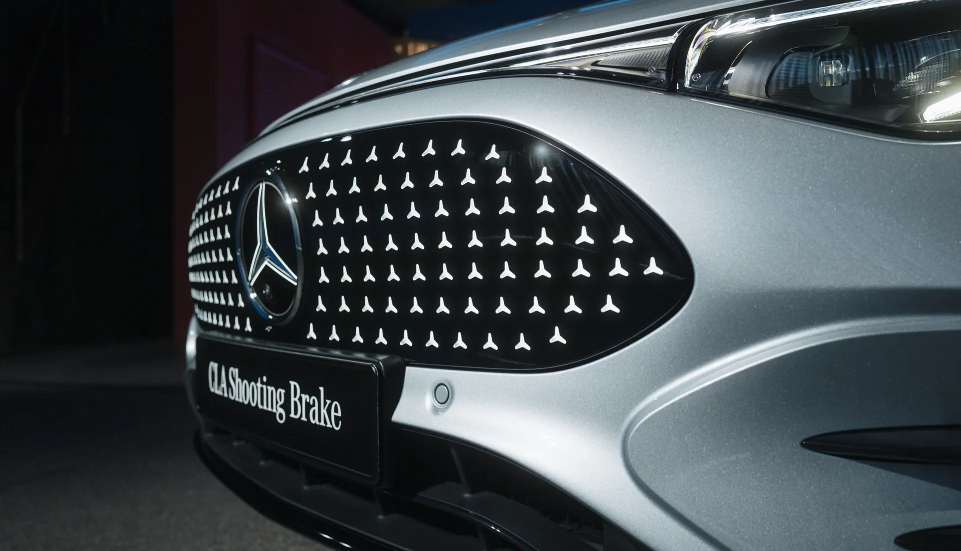 2025_MercedesBenz_CLAShootingBrake_EQTechnology_Exterior
