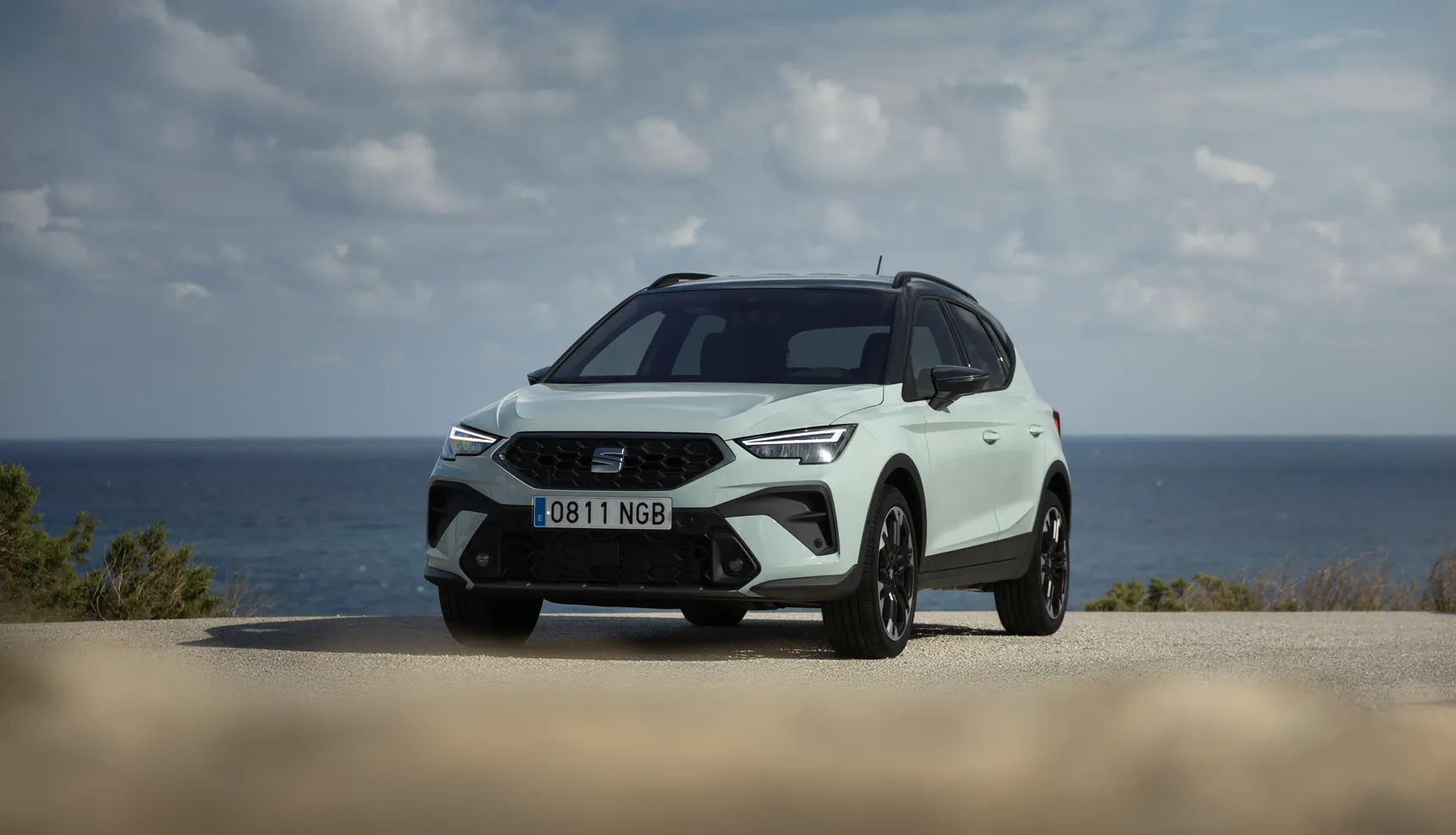 The-new-SEAT-Arona-steps-up-as-a-more-robust-urban-SUV-with-a-dynamic-character_HQ_Exterior