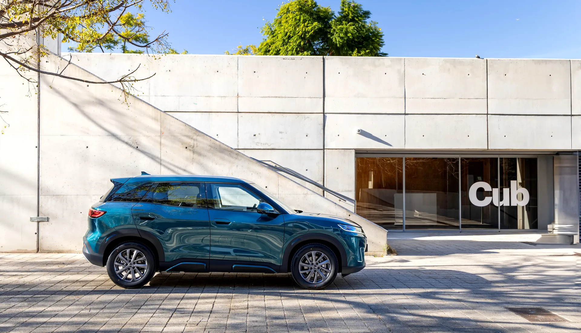 2025 BYD ATTO 2 DM-i Exteriors HD
