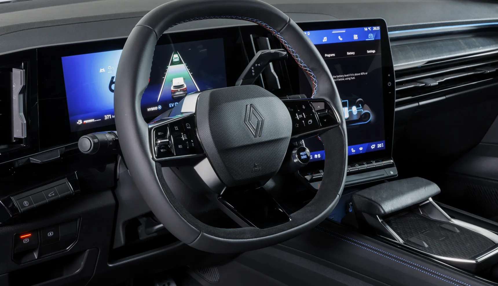 2024-All-New-Renault-Rafale-Interior-HD