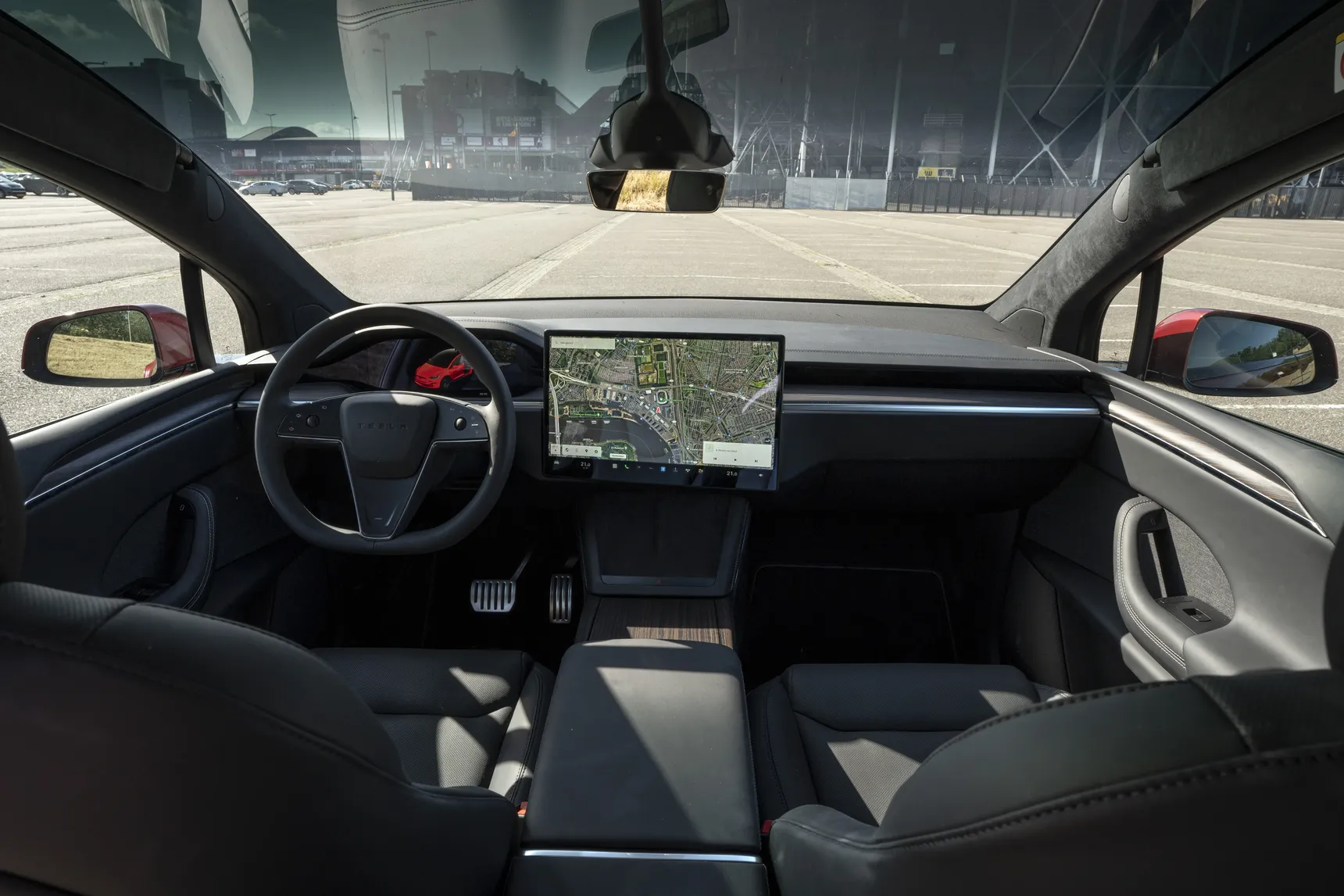 2024 Tesla Model X Long Range Red Interior