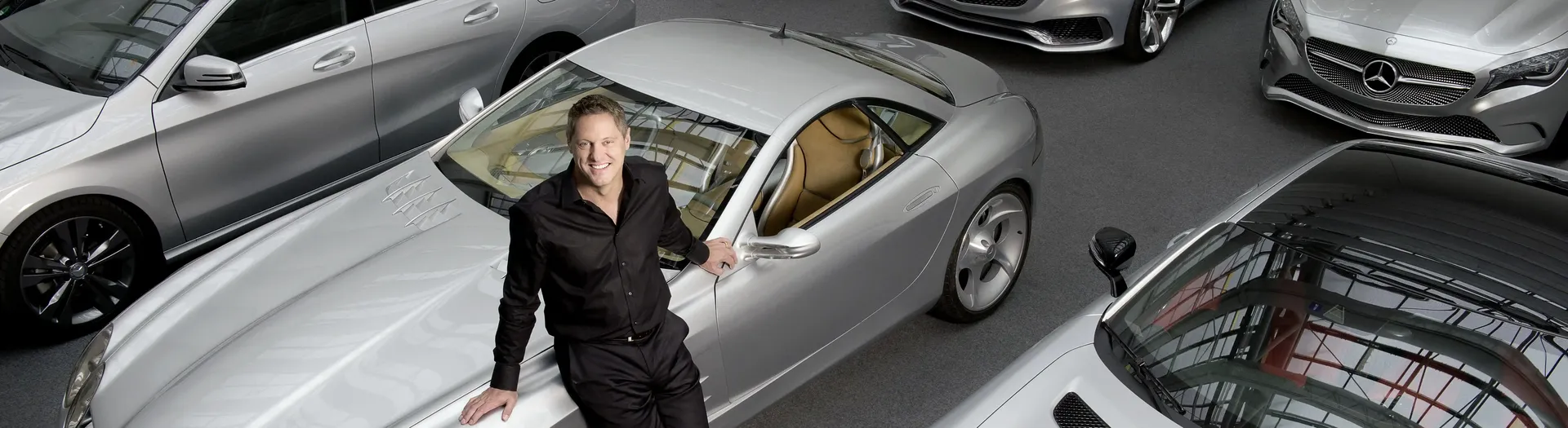 Mercedes-Benz_LegendaryDesignHead_GordenWagener_LeavesMercedesBenz