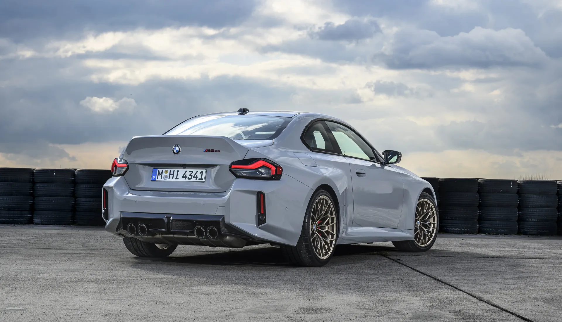 2025_BMW_M2CS_Exterior