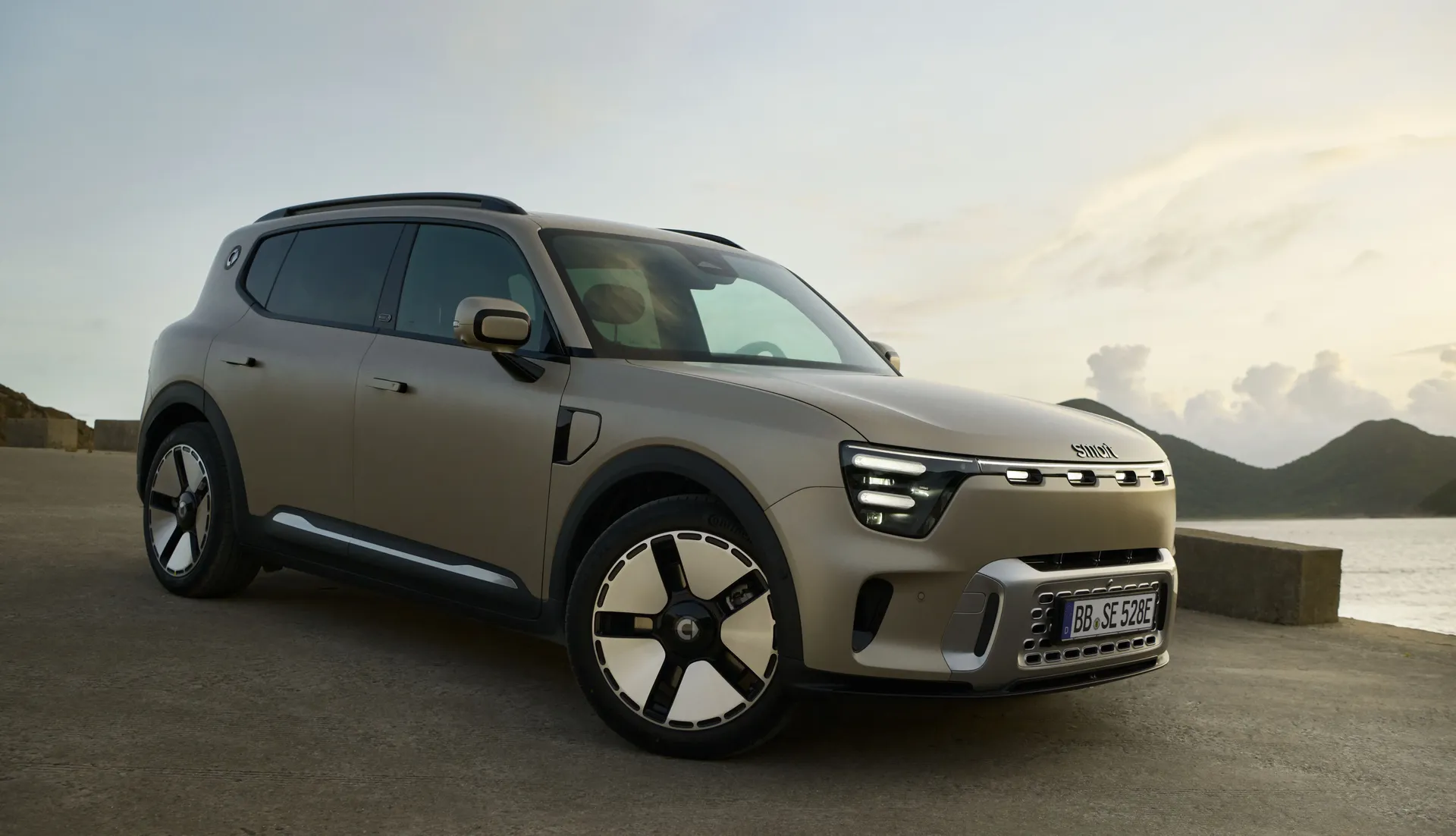 smart-hashtag5-Premium-Edition-01_HD