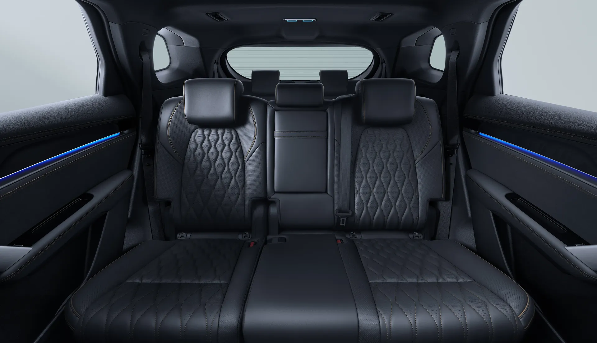 2024_BYD_TANG_LHD_Interior_Black_HD