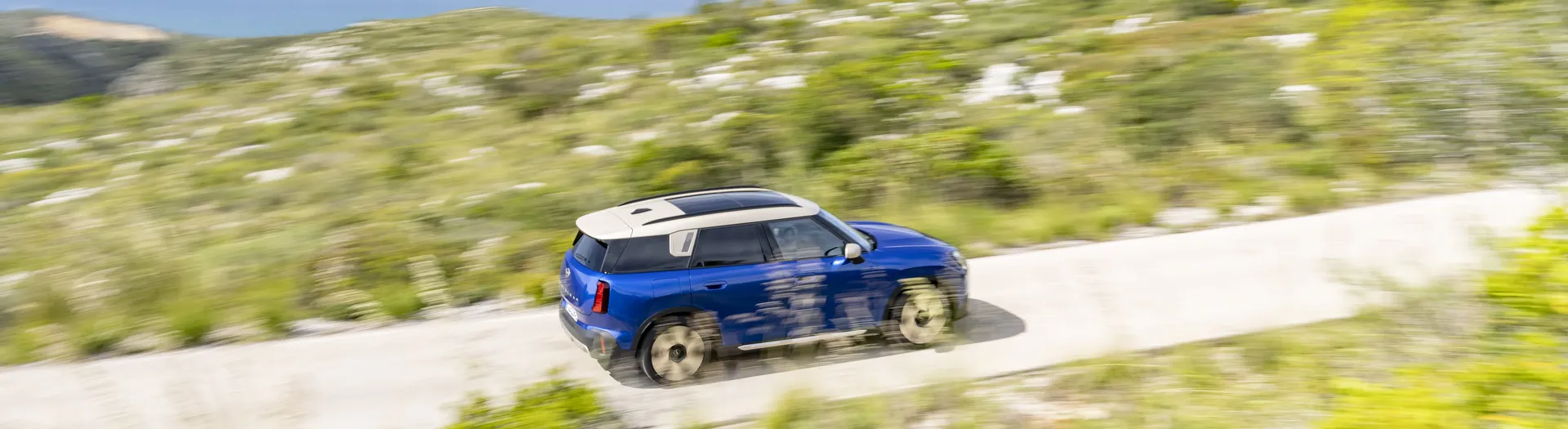 2026-MINI-Countryman-E-Blazing-Blue-ALL4-Exterior-HD
