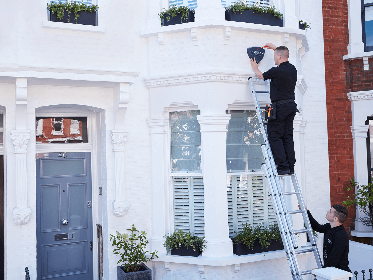 Installing Wireless Burglar Alarms: Don’t Do It Yourself