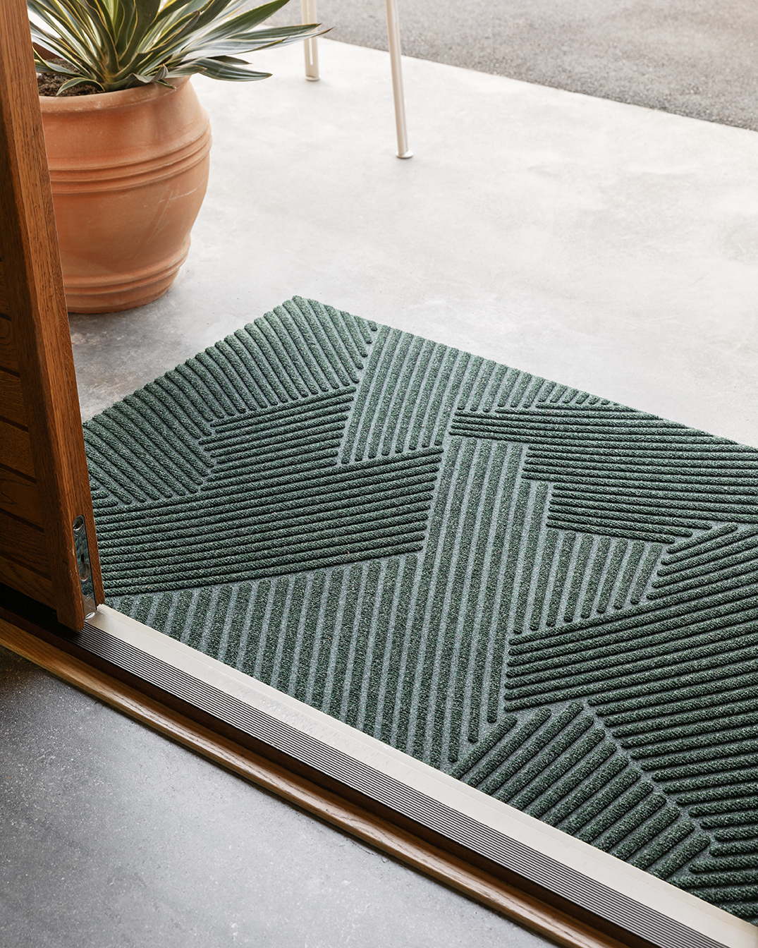 Heymat Grain Amethyst Front Doormat for Indoor Entry | Purple