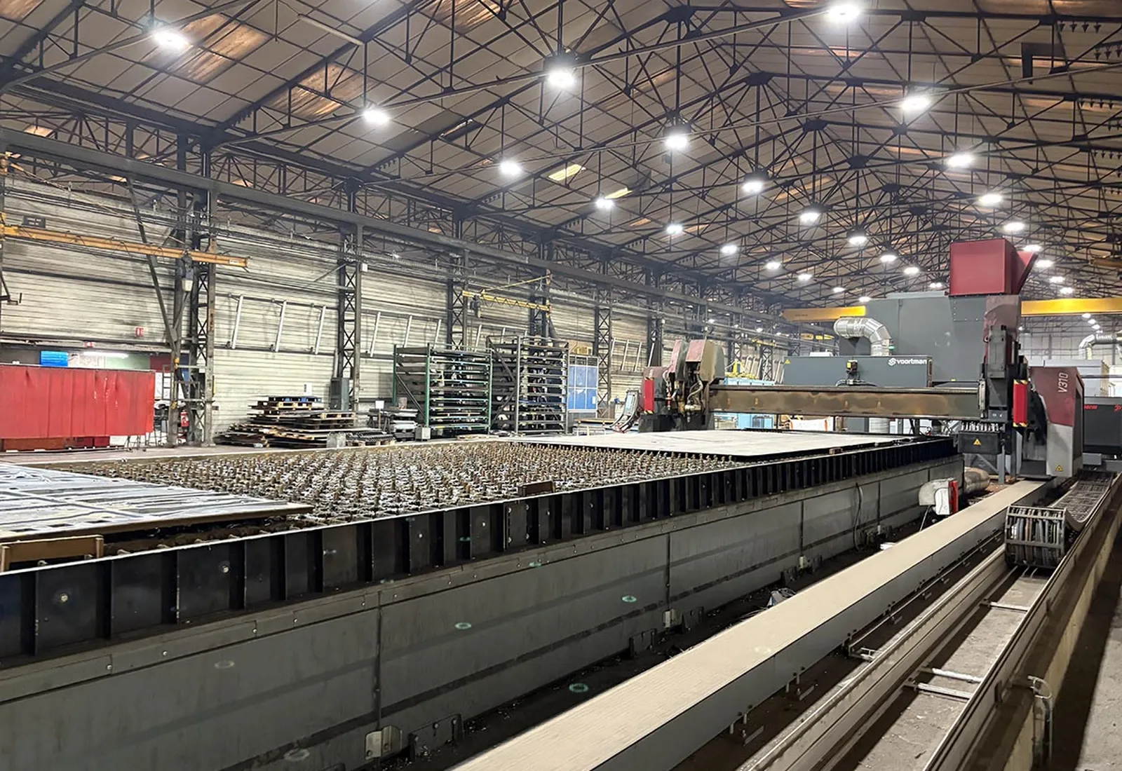 Kanadevia Inova Est Industries takes over this workshop of 12,000 m2 production area