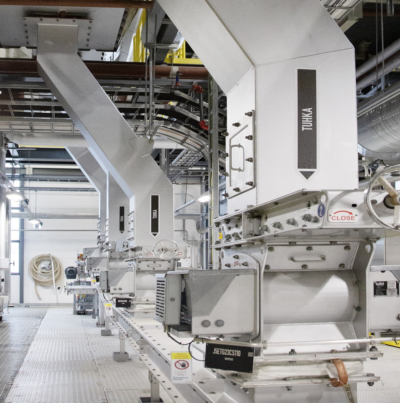 Kanadevia Inova Hazardous Waste fly ash collection