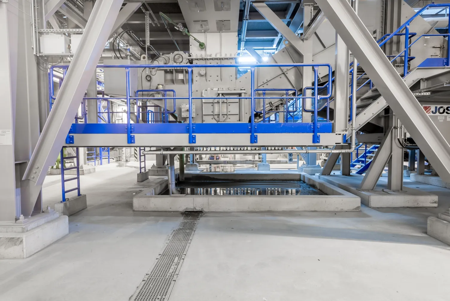 Wet-bottom-ash-extractor_02