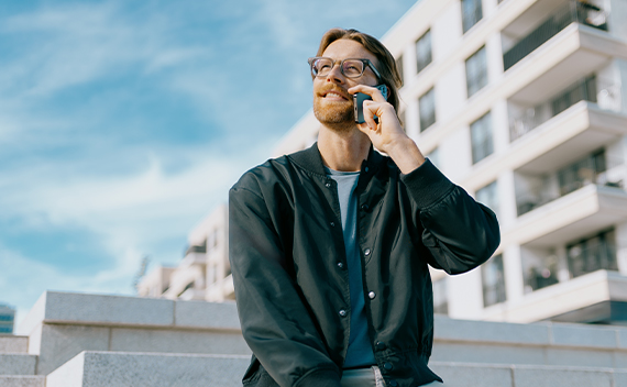 A guy explaining something on a screen