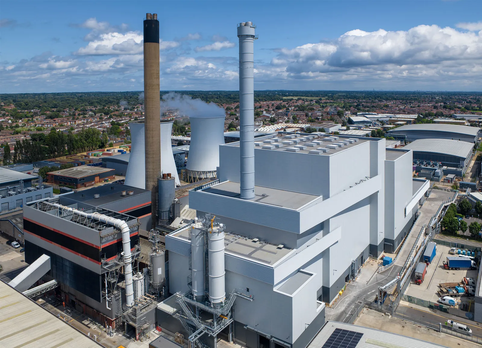 Kanadevia Inova Hands New Slough Multifuel  Facility to SSE and Copenhagen Infrastructure Partners