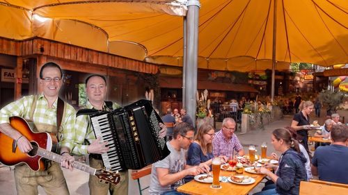 Gemütliche Stimmung mit toller Live Musik in der IKUNA City.