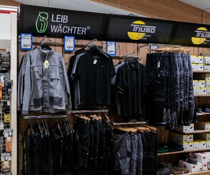 Arbeitskleidung Regal Jacken Hosen bauxpert dittmer Lütjenburg