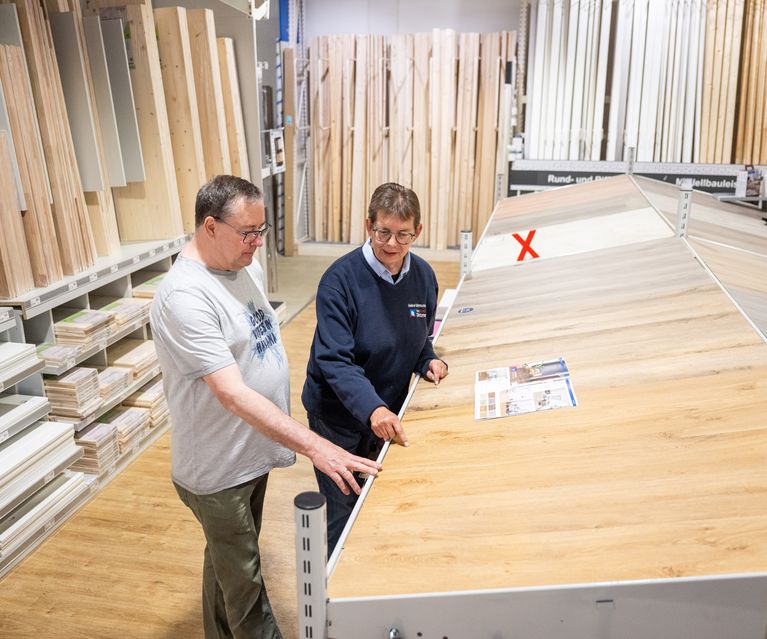 Beratungsgespräch Bodenbeläge bauxpert dittmer Lütjenburg