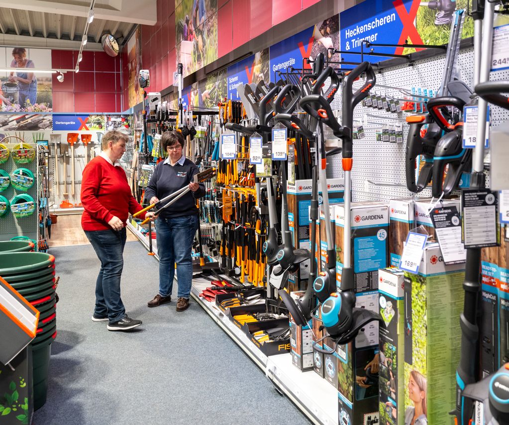 Gartengeräte bauxpert Dittmer Lütjenburg Beratungsgespräch