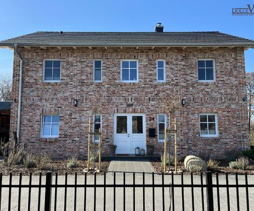 Ziegelsteine aus Rückbau am Einfamilienhaus