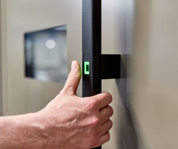 Haustür mit Fingerabdruck öffnen