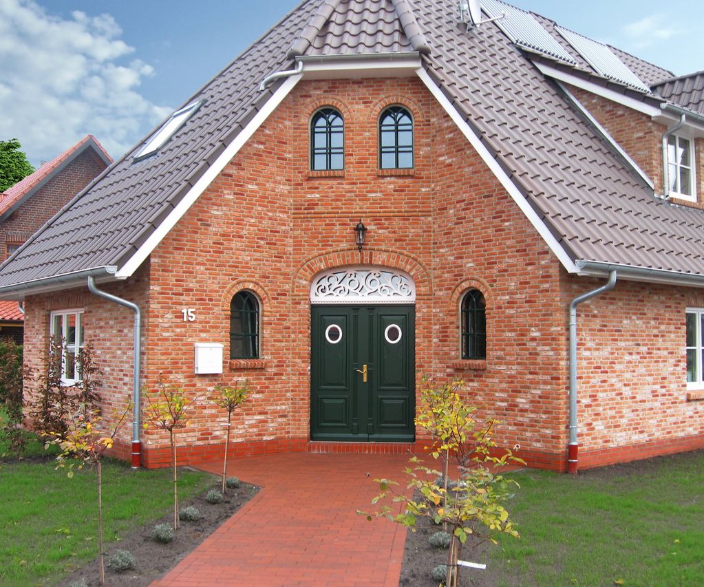 Einfamilienhaus mit Xline Verblender Lauenburg von bauXpert