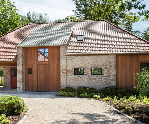 Einfamilienhaus mit Xline Verblender Niebüll von bauXpert