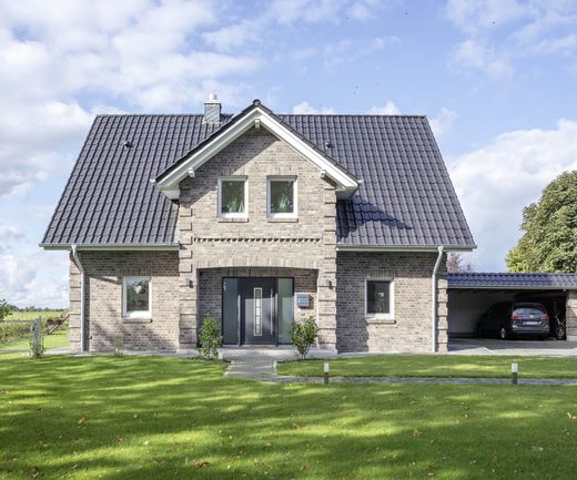 Einfamilienhaus mit Xline Verblender Lastrup von bauXpert