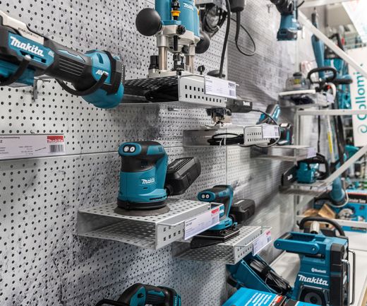 Makita Regal Eltektrowerkzeuge und Maschinen bauXpert Gr Beilage Vechta Holz Baustoffhandel