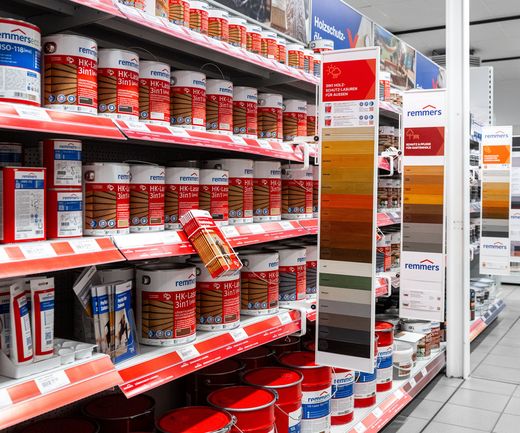 Farben Remmers Regal mit Lacke und Holzschutz bauXpert Gr Beilage Vechta Holz Baustoffhandel